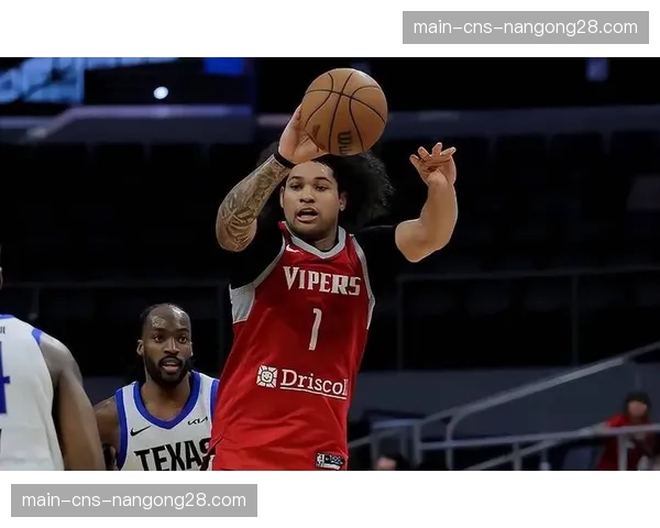 山西汾酒新援戴申·尼克斯：期待提升球队进攻端竞争力